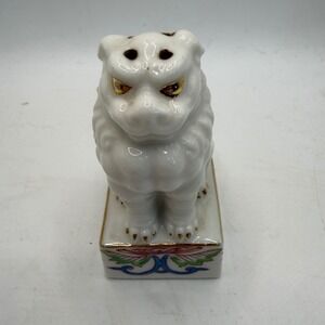 Vintage Japanese Porcelain Foo Dog Shaker Guardian Lion White Gold Made in Japan